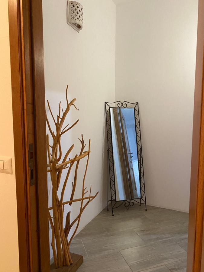 Casa Vacanza Malcusa San Pantaleo Eksteriør billede